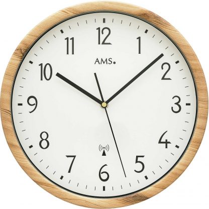 Wanduhr AMS